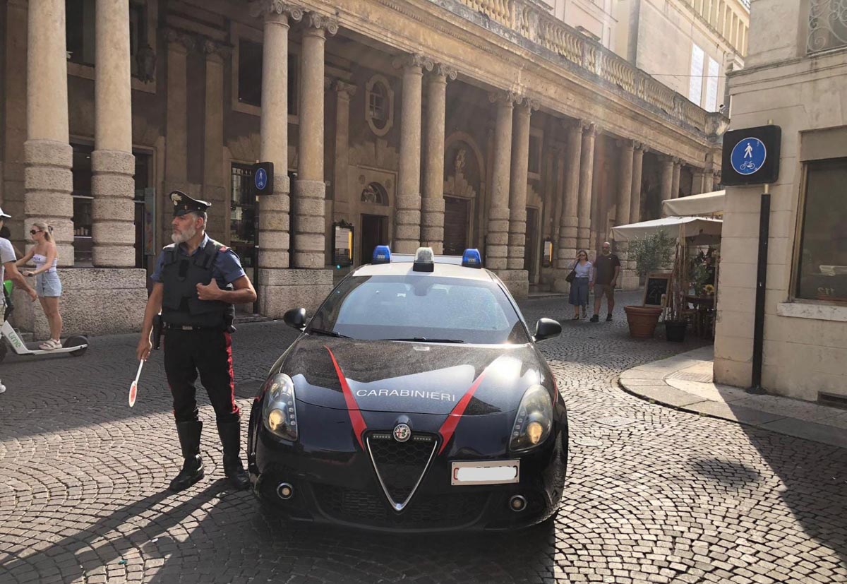 Carabinieri Verona - via Roma