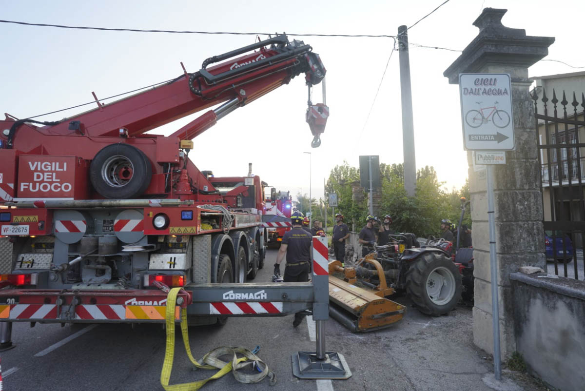 Incidente trattore Bonferraro
