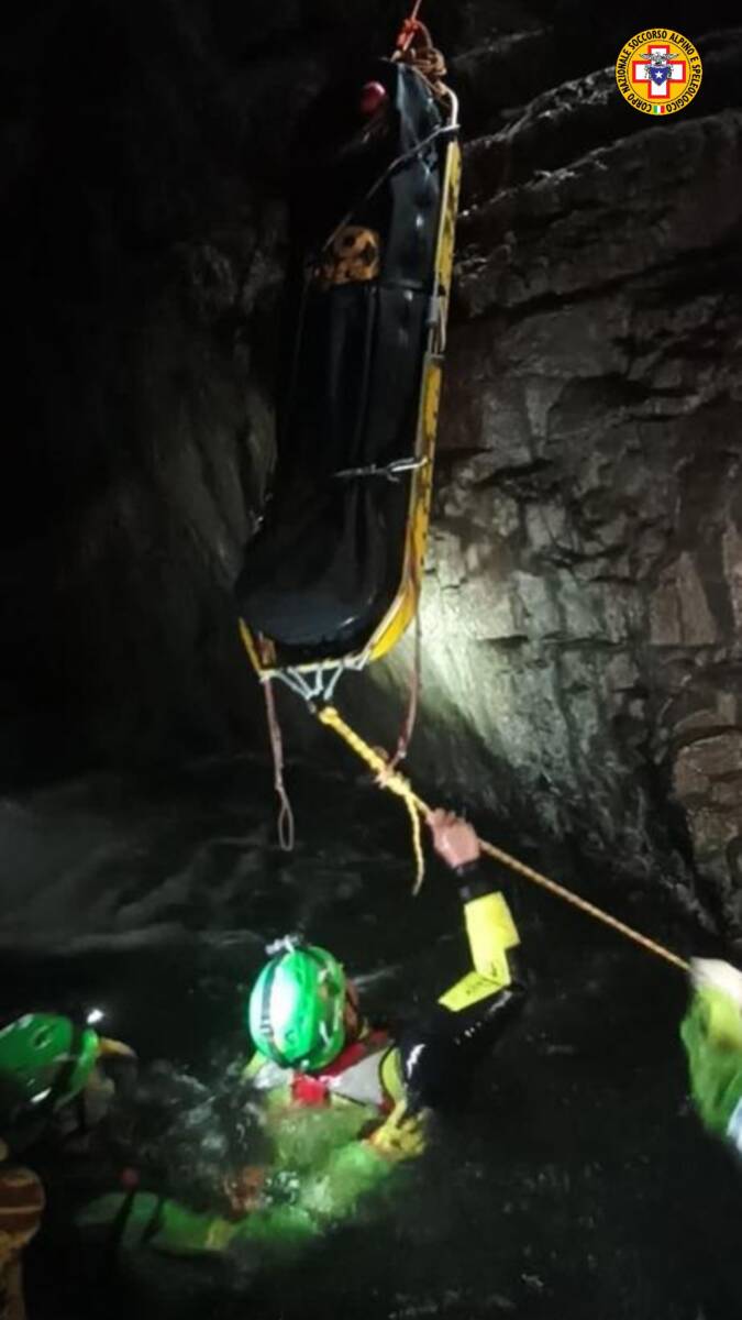 Vajo dell'orsa escursionisti soccorso alpino