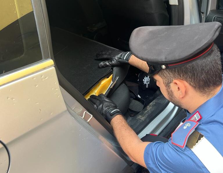 Carabinieri Verona iphone rubati