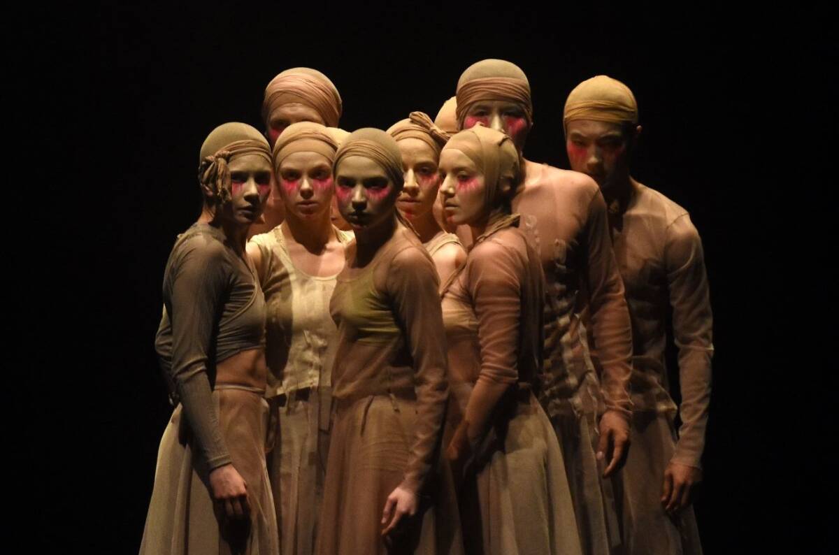 Couldron by Risima Risimkin