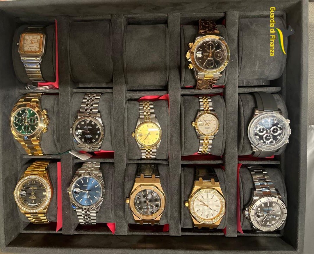 Orologi guardia di finanza (1)