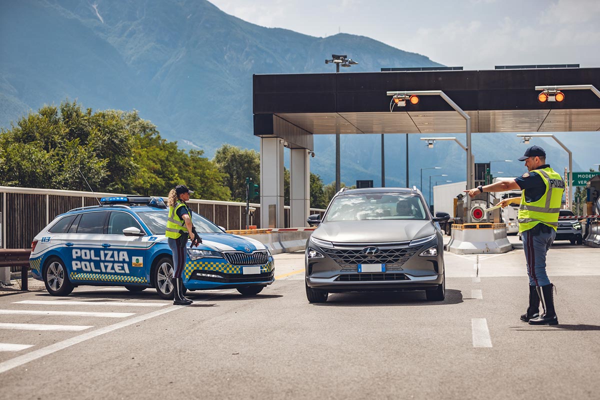 Polizia Stradale, controlli in autostrada A22