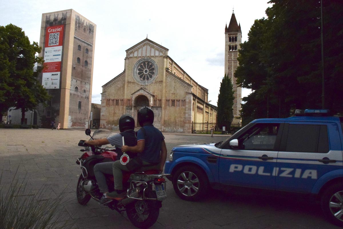 Polizia di Stato Verona - Squadra Mobile - Falchi San Zeno moto