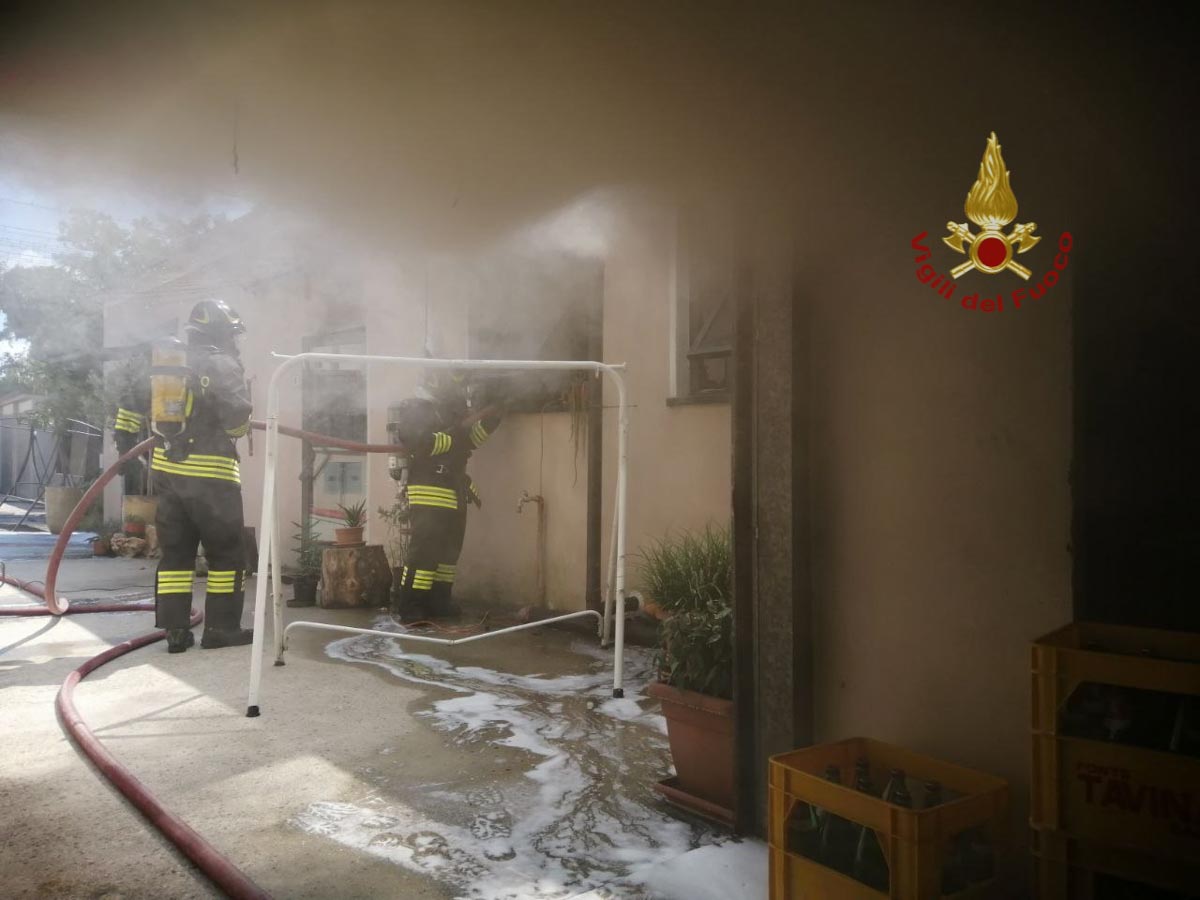 Vigili del fuoco - Incendio Villafontana