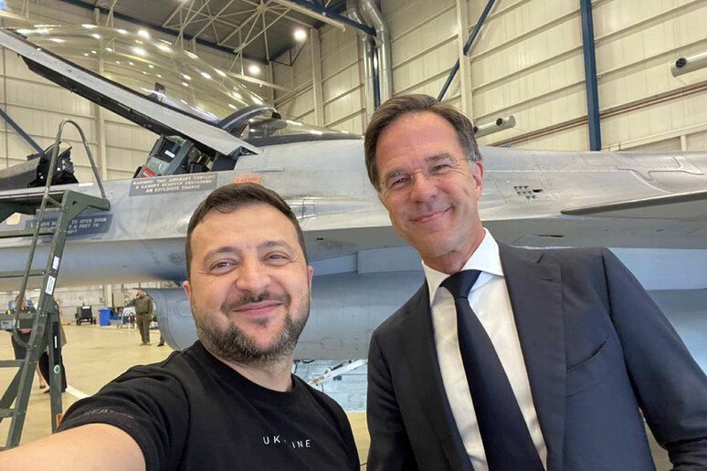 Volodymyr Zelensky e Mark Rutte