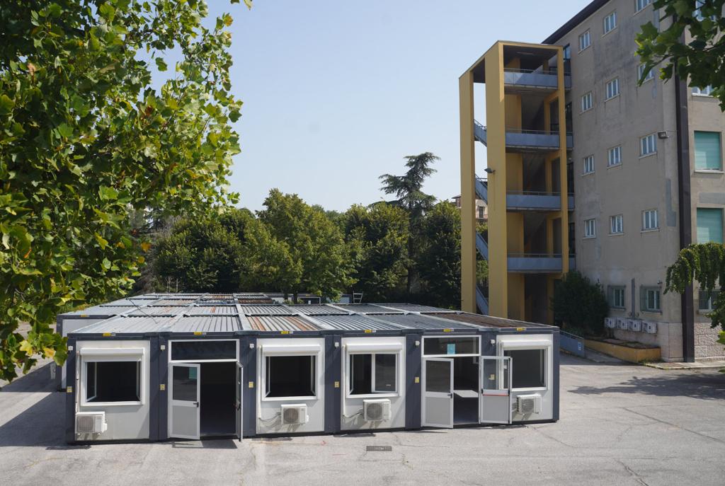 Liceo Artistico prefabbricati container