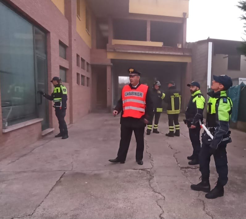 Carabinieri - sgombero Cerea