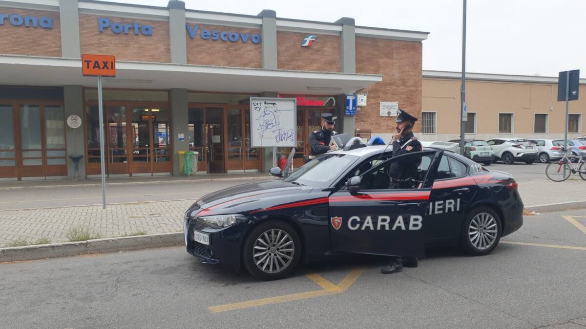Carabinieri spacciatori Porta Vescovo