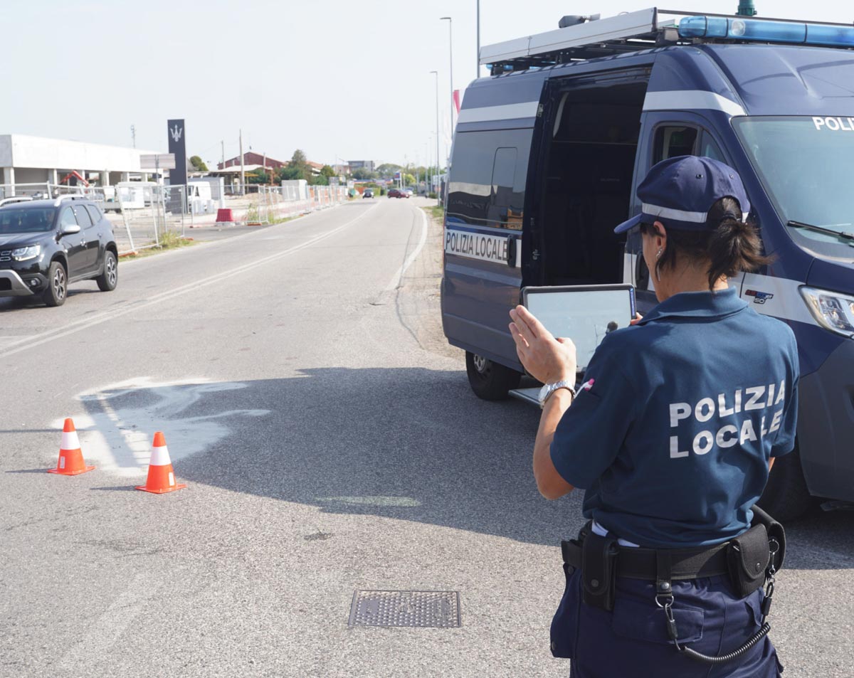 incidente via Gardesane - polizia locale verona