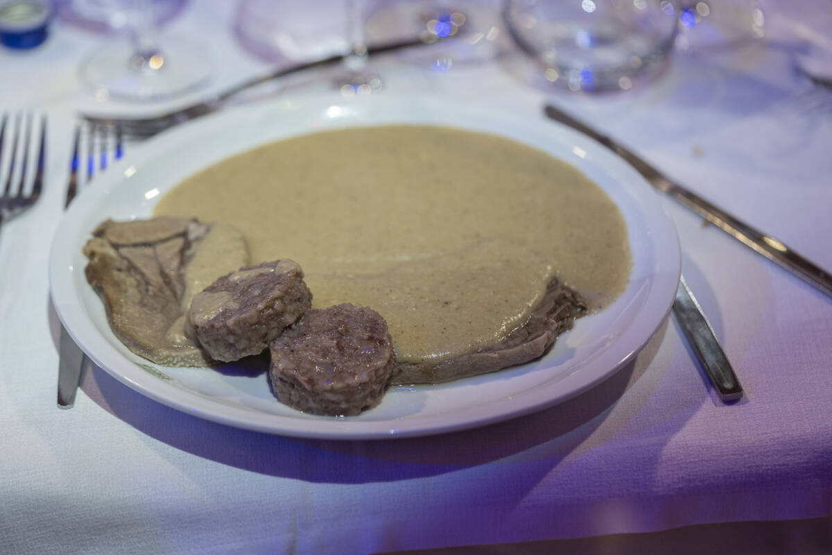 Fiera del bollito con la pearà isola della scala