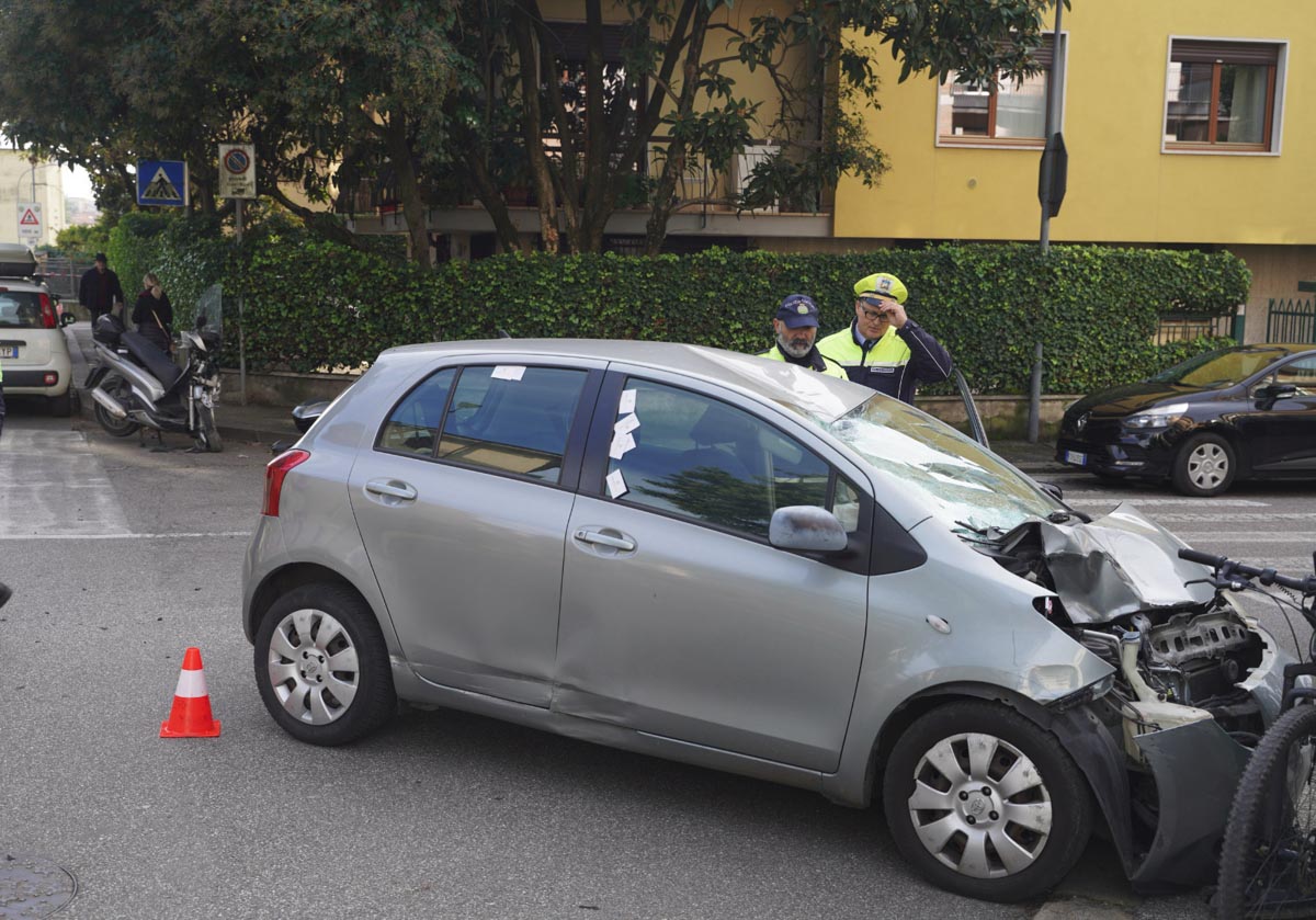 Incidente via Monte Ortigara Verona