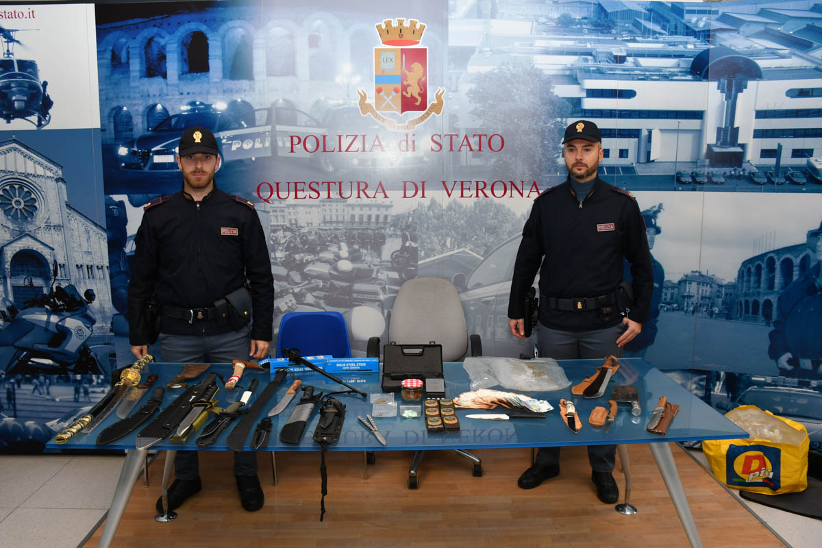 Polizia Squadra Mobile - Spaccio pusher