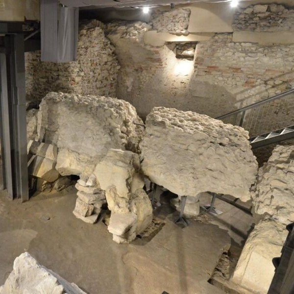 area archeologica del Criptoportico di Corte Sgarzerie