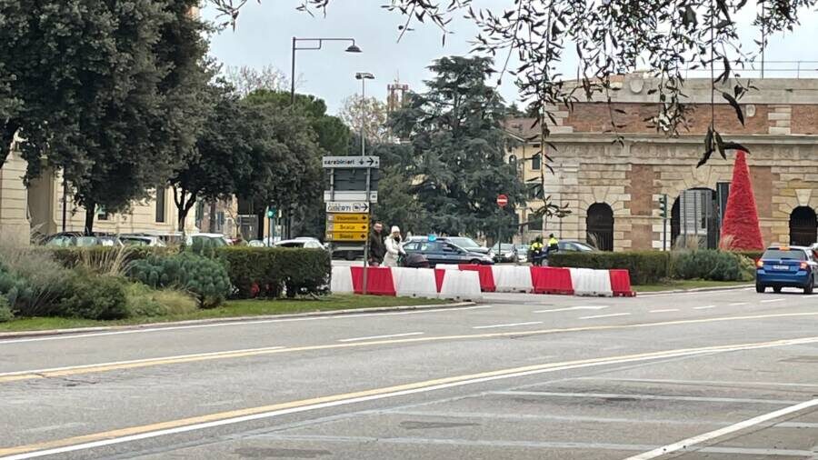 Corso Porta Nuova chiuso per sicurezza (8.12.2023)