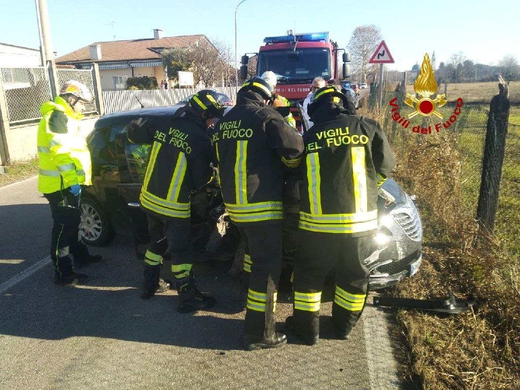 incidente buttapietra vigili del fuoco
