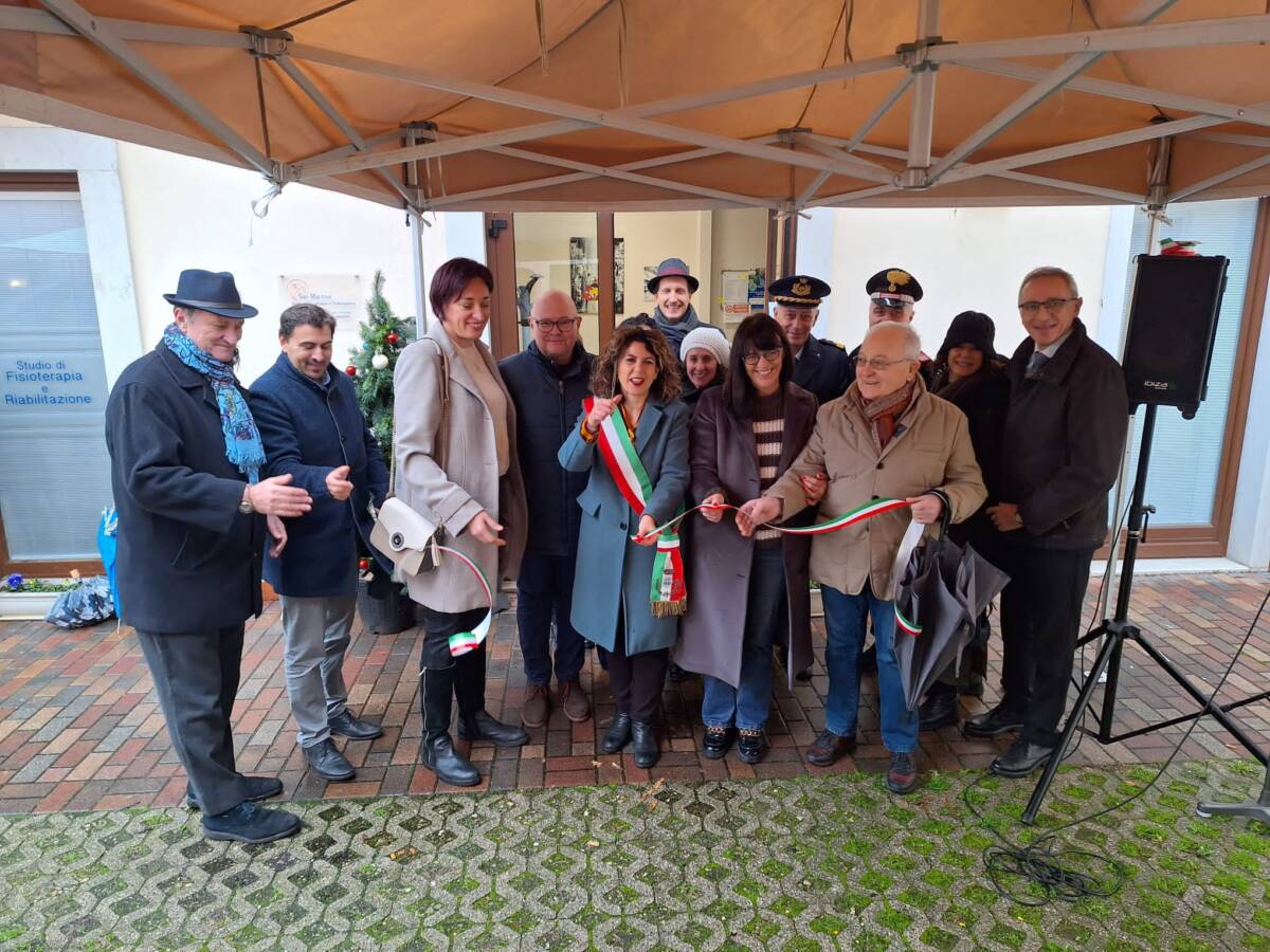 La cerimonia di inaugurazione oggi a Povegliano.