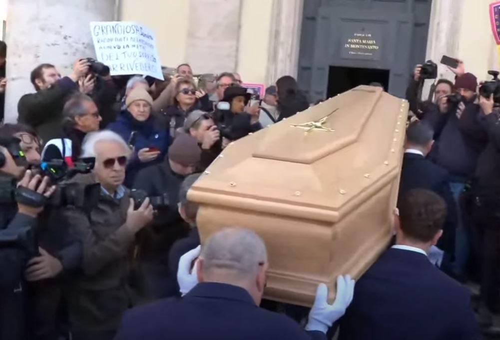 Funerale Sandra Milo