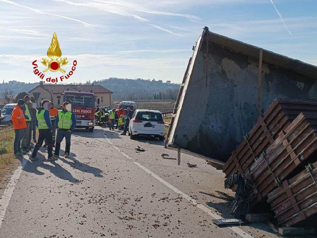 Incidente Costermano - Vigili del fuoco