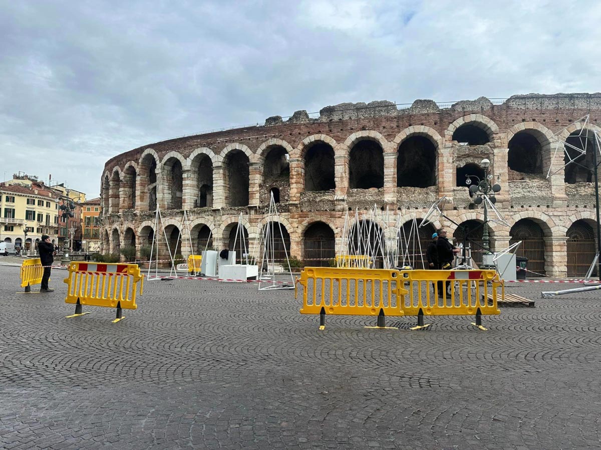 Smontaggio stella Arena