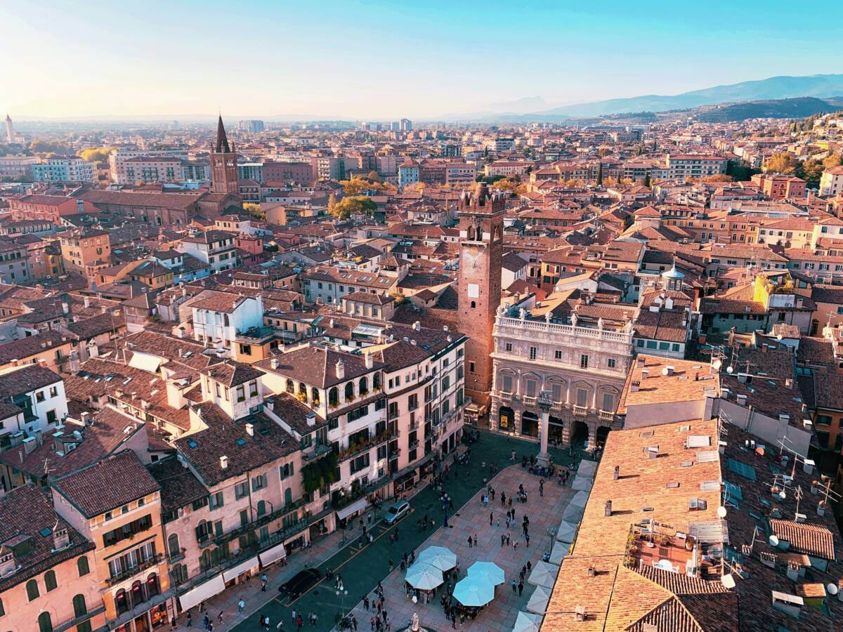 cosa fare a pasqua a Verona città generica panorama piazza erbe