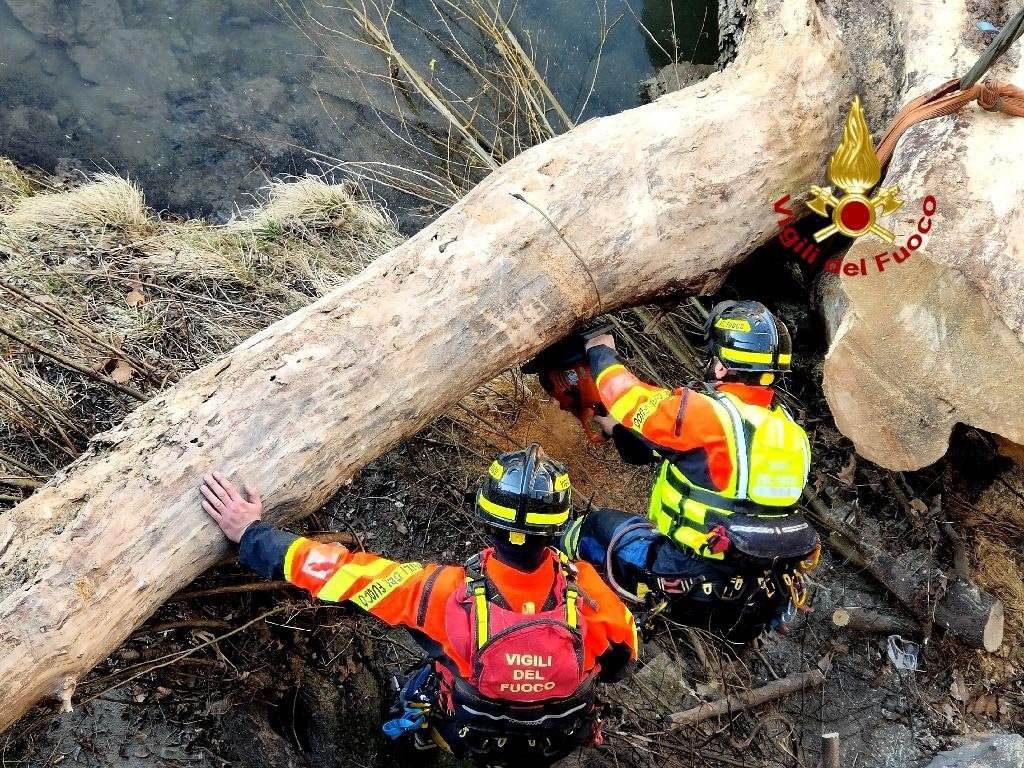 Vigili del fuoco - Pulizia Ponte Nuovo