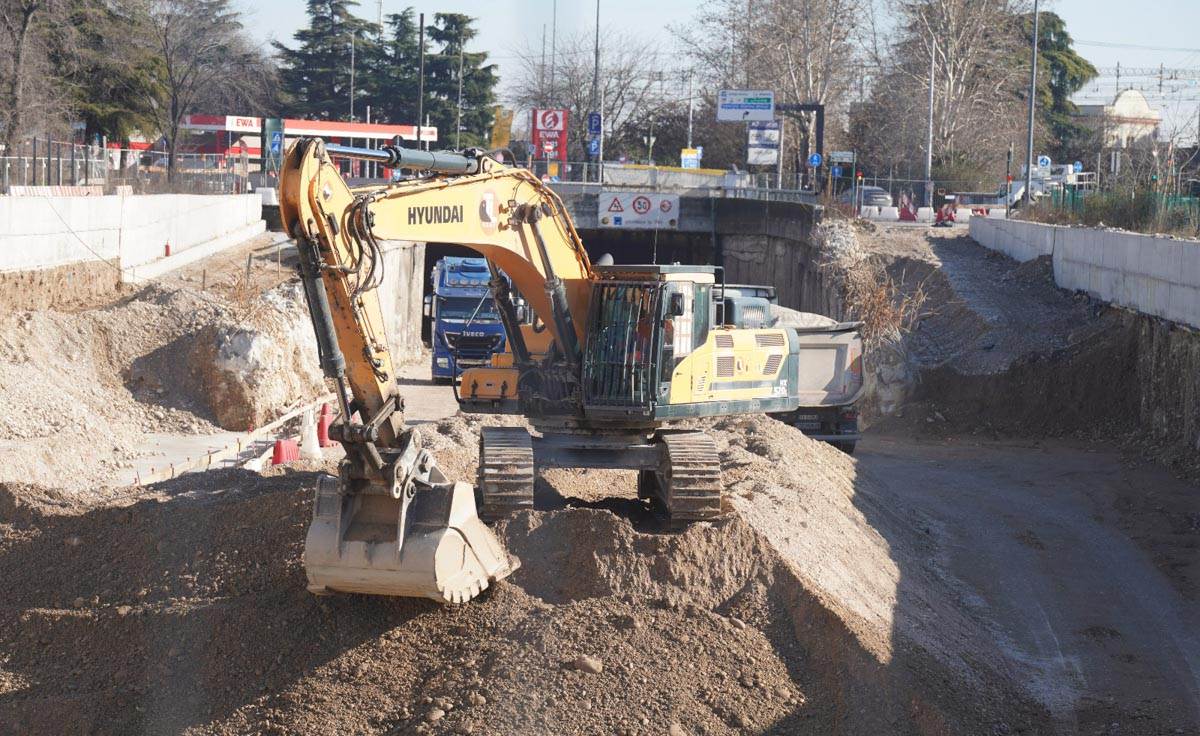 Cantiere di via Città di Nimes (13 febbraio 2024) cantieri filovia