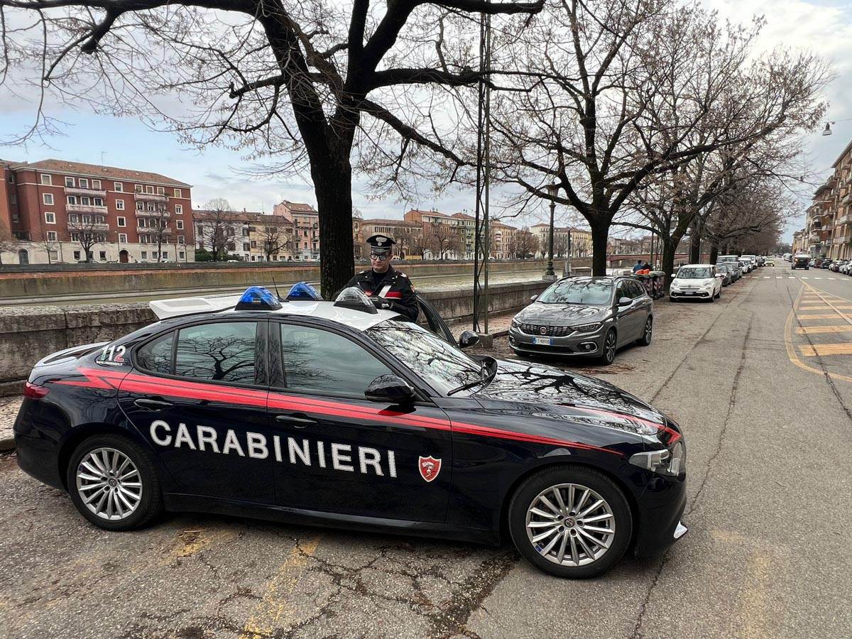 Carabinieri Verona - lungadige Rubele