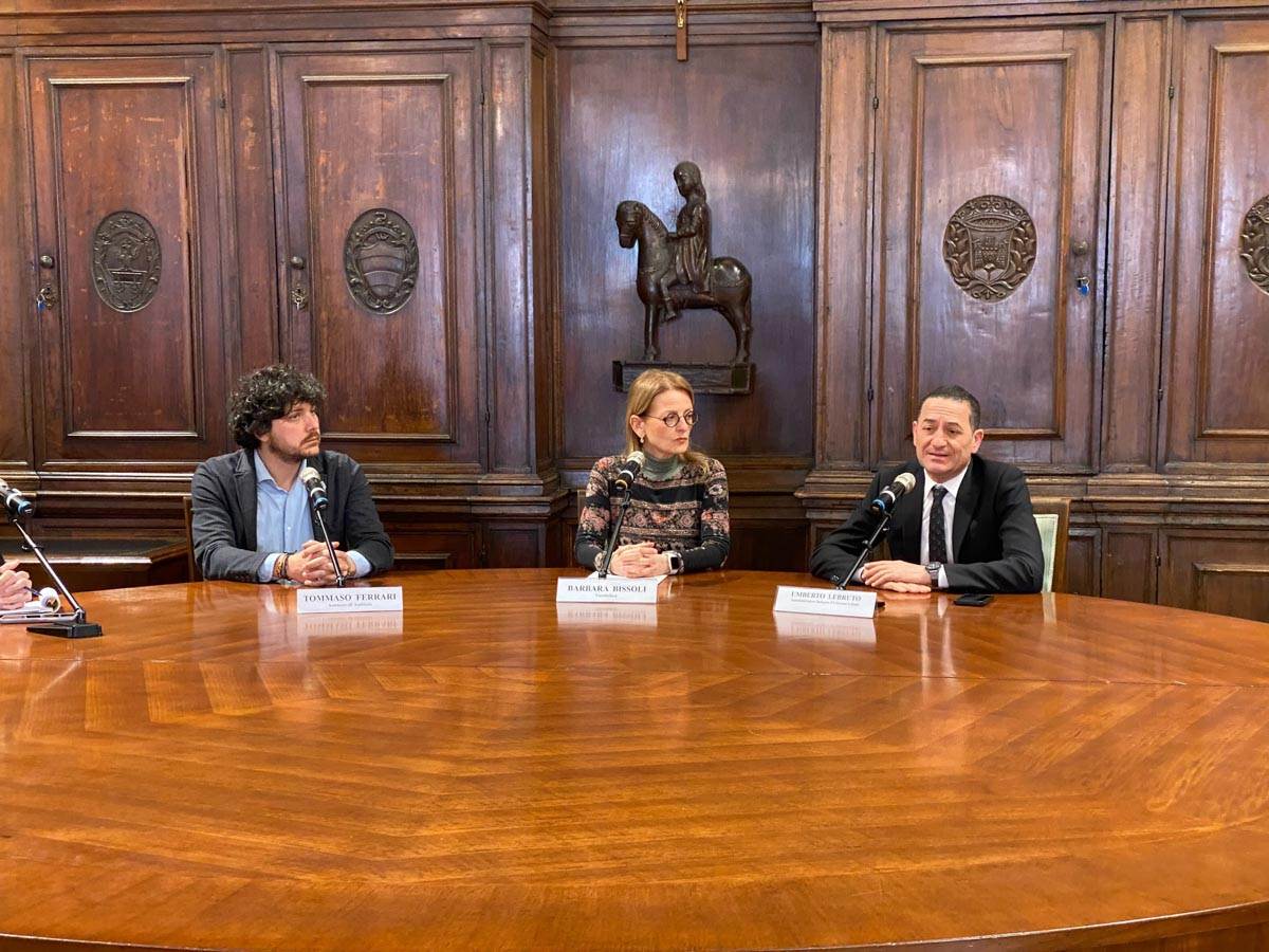 Central Park - usi temporanei - conf stampa ex scalo merci