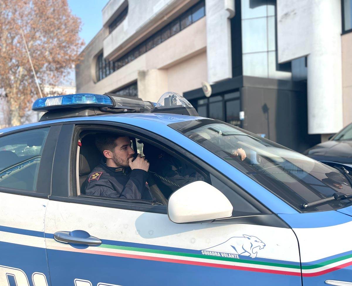 Polizia di Stato - furto bottiglie