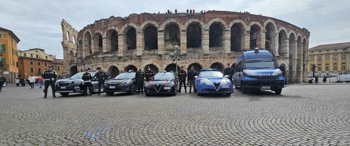 Questura Verona - piano sicurezza festività pasquali Arena polizia