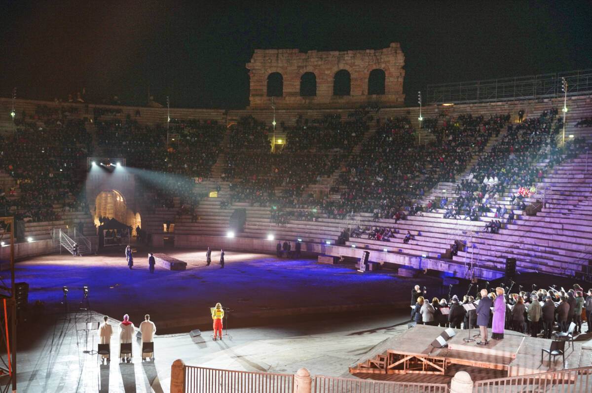 Via Crucis 2024 in Arena