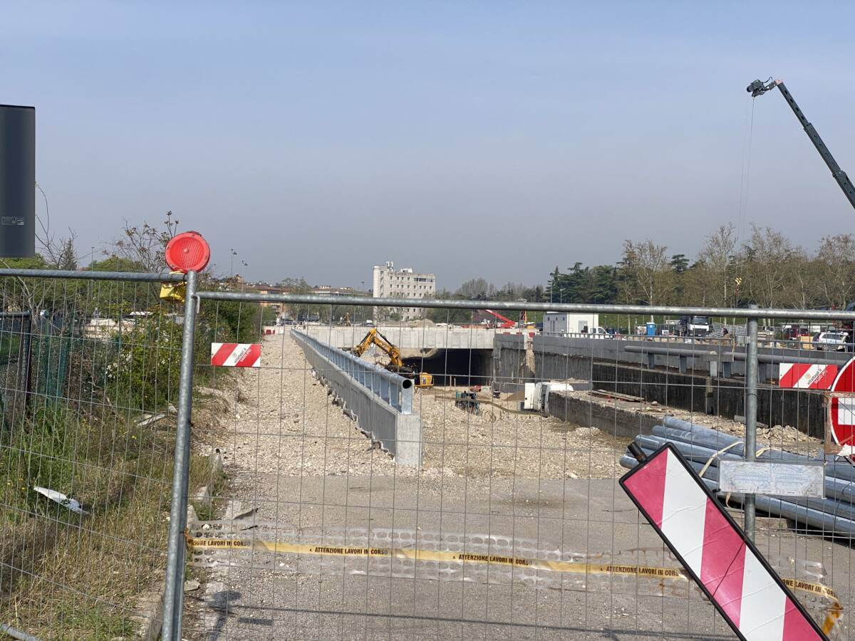 Il cantiere di via Città di Nimes, oggi venerdì 5 aprile 2024
