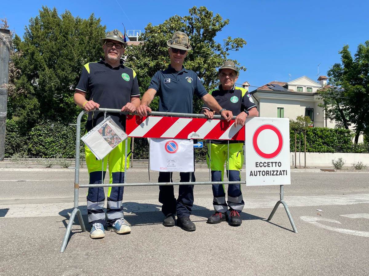 Adunata Alpini a Vicenza - gruppi veronesi