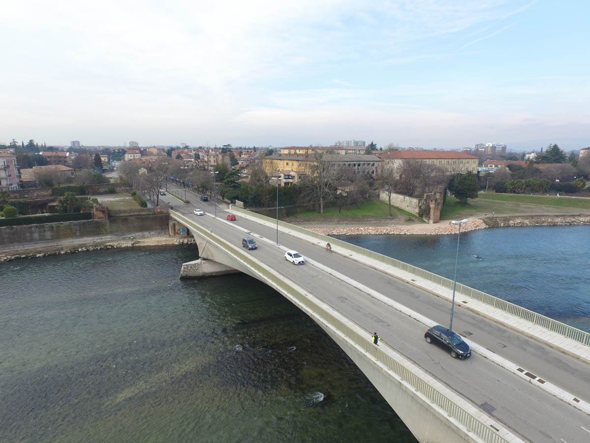 Ponte Risorgimento sull'Adige a Verona