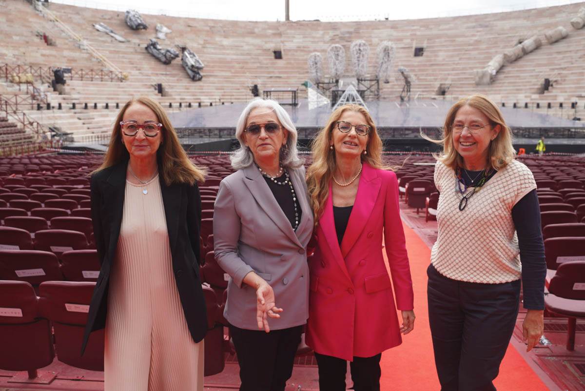 arena accessibile per tutti Da sinistra Paola Scandola, Cecilia Gasdia, Pietro Giovanni Trincanato, Elena Di Giovanni, Luisa Ceni
