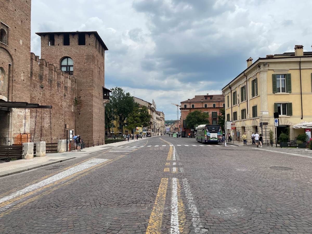 Corso Castelvecchio e Corso Cavour, Verona