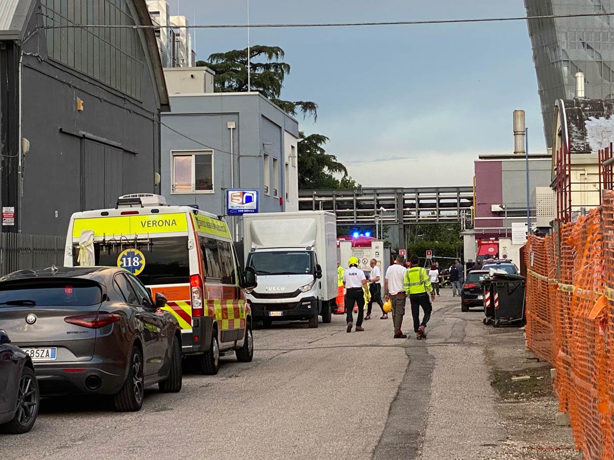 Esplosione Zai via Roveggia