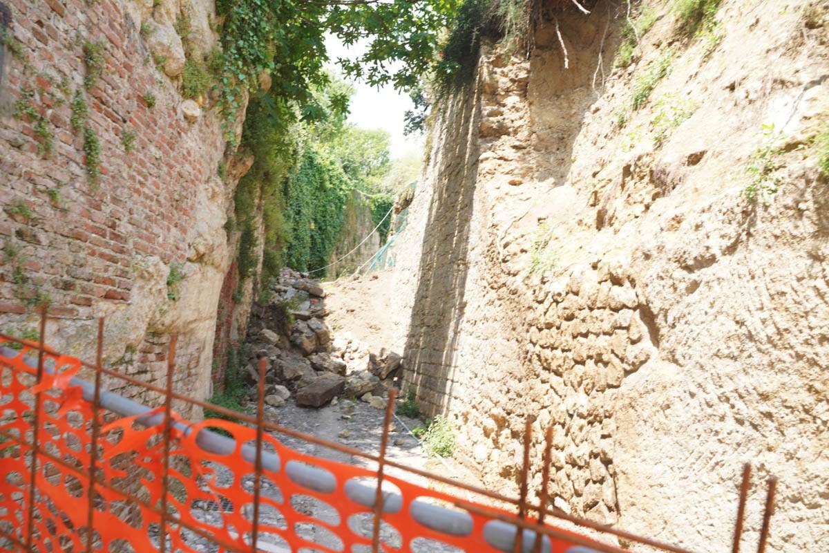 Frana a Verona in via San Leonardo (4 giugno 2024)