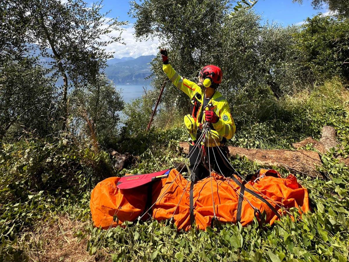 Incidente bici Brenzone - elicottero Verona emergenza
