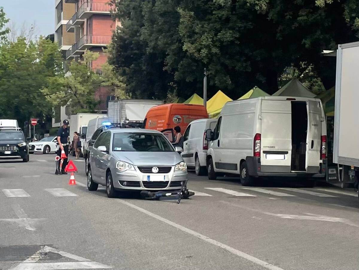 incidente monopattino piazza vittorio veneto