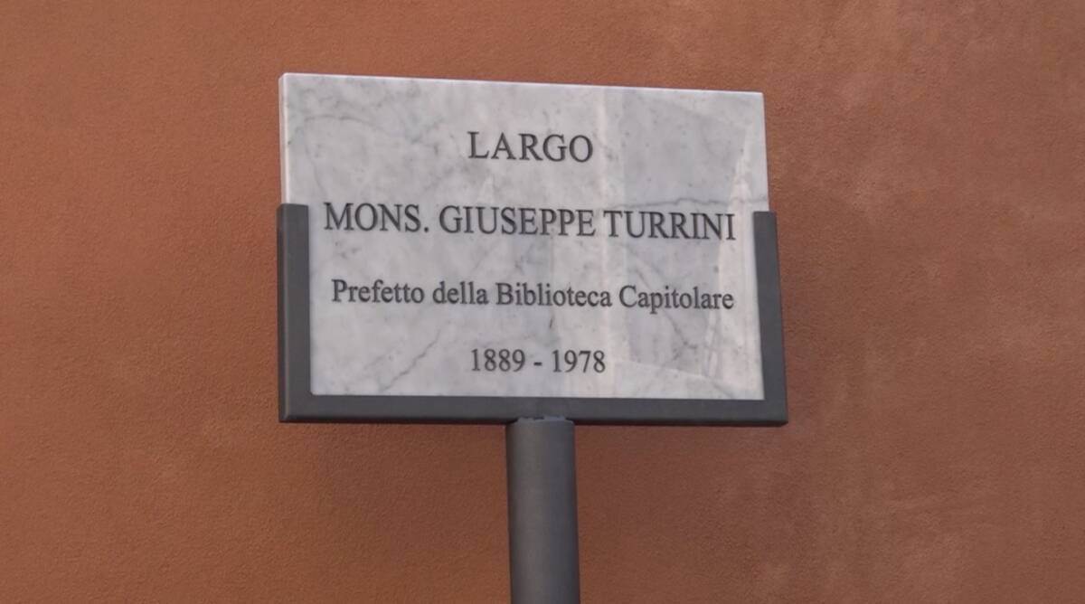 Piazzetta G.Turrini Biblioteca capitolare