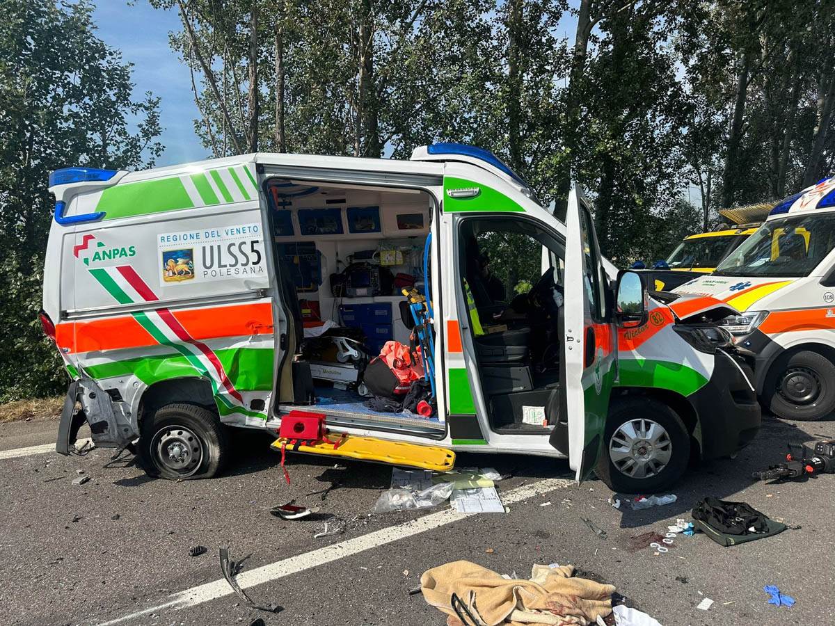 Ambulanza Croce Verde Adria