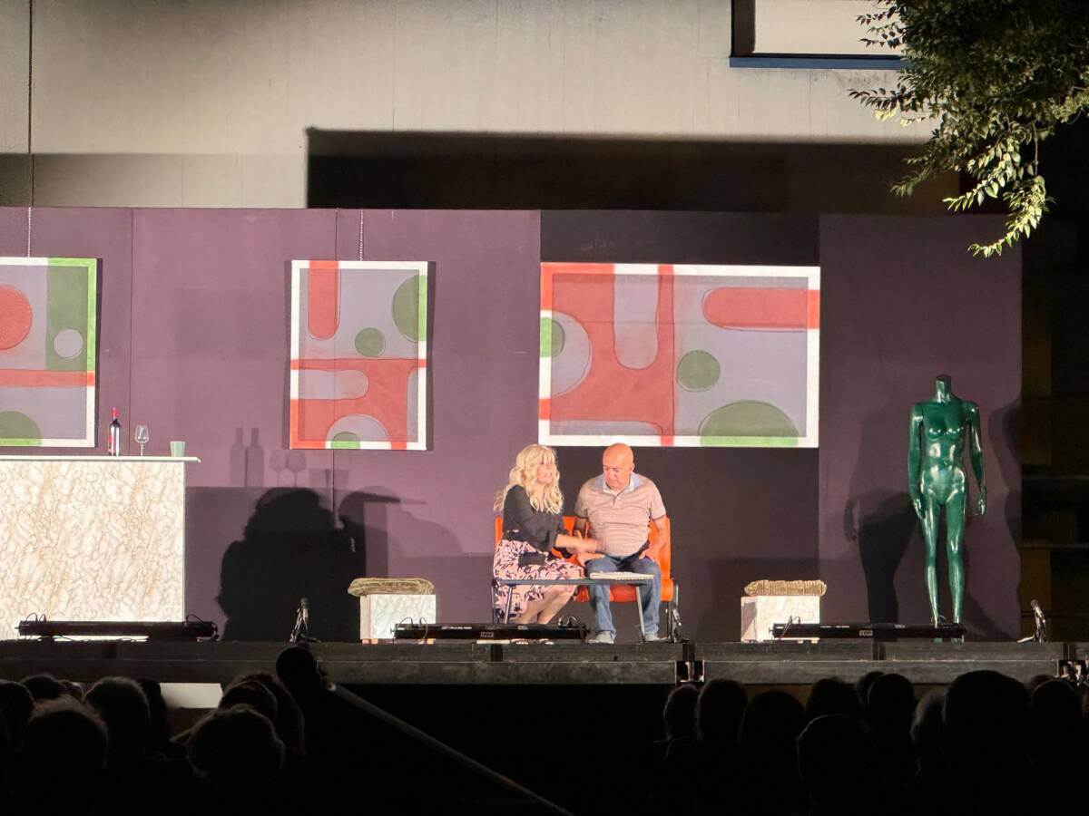 Scusa sono in riunione Artefatto teatro