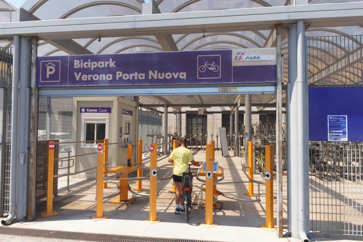 Bici park verona porta nuova