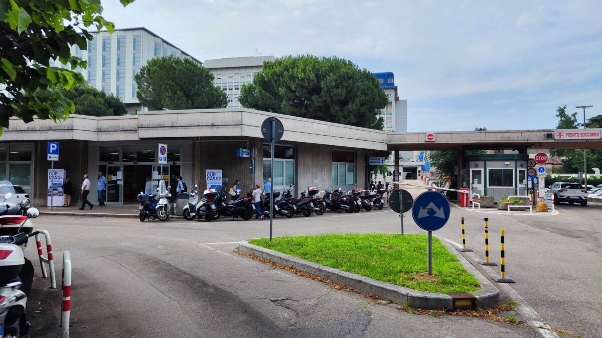 Nuova sede Casse borgo roma aoui verona
