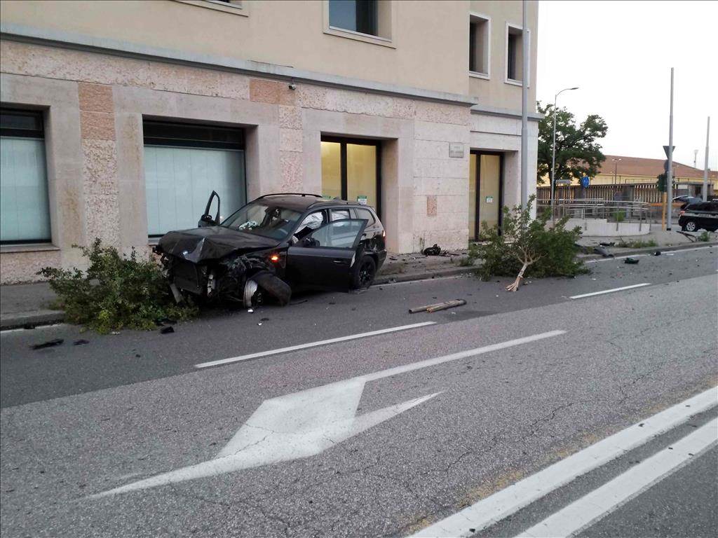 incidente viale_del_Lavoro_13 luglio