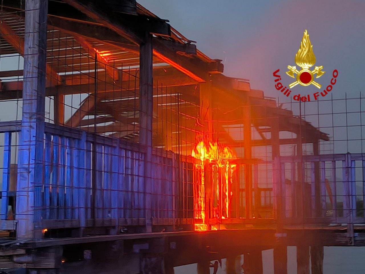 Incendio Castelnuovo del Garda