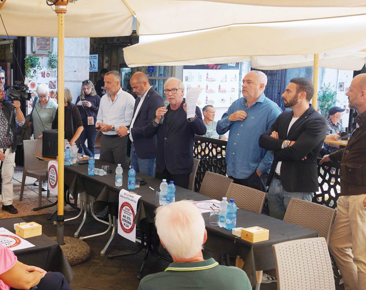 Corporazione Esercenti Centro storico insieme ai rappresentanti di Forza Italia, Lega e Fratelli d’Italia