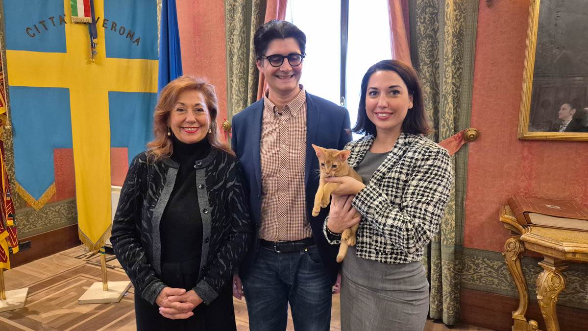 I gatti più belli del mondo - da sx Costanza Daragiati, Giuseppe Rea, Mariasole Farinelli